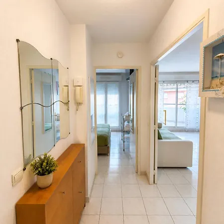 Apartment La Terrasse Bleue-parking Couvert-2 Min Plage-juan Les Pins Antibes