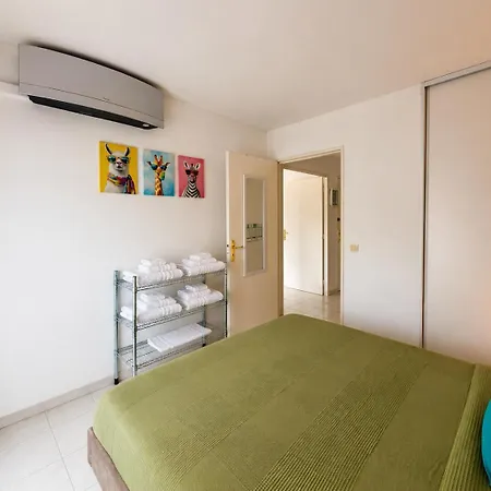La Terrasse Bleue-parking Couvert-2 Min Plage-juan Les Pins Antibes